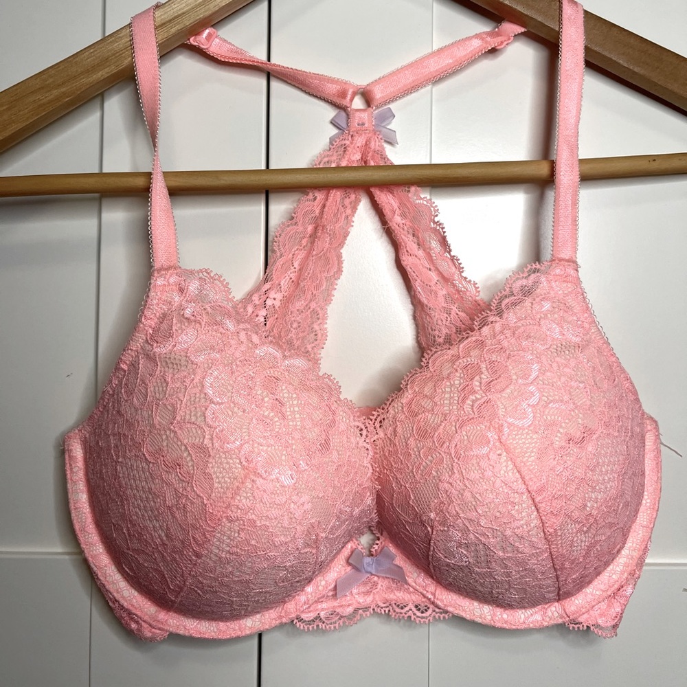 Victoria Secret Lace racer back push up bra 32d
